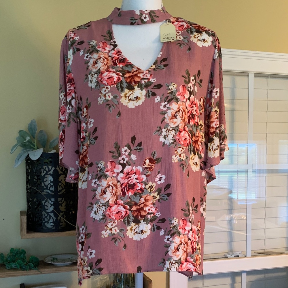 JODIFL Floral Choker Neck Blouse - Mauve and Pink. NWOT